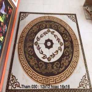 Chiếu nghỉ cầu thang máy